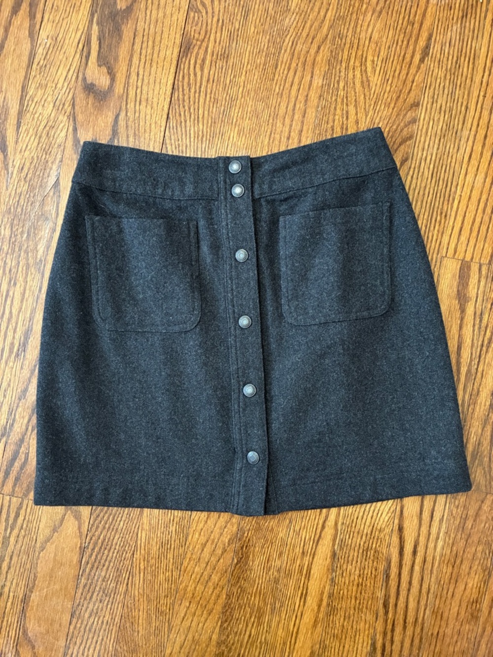 GAP Front-Button gray Mini Skirt 70% wool size 4